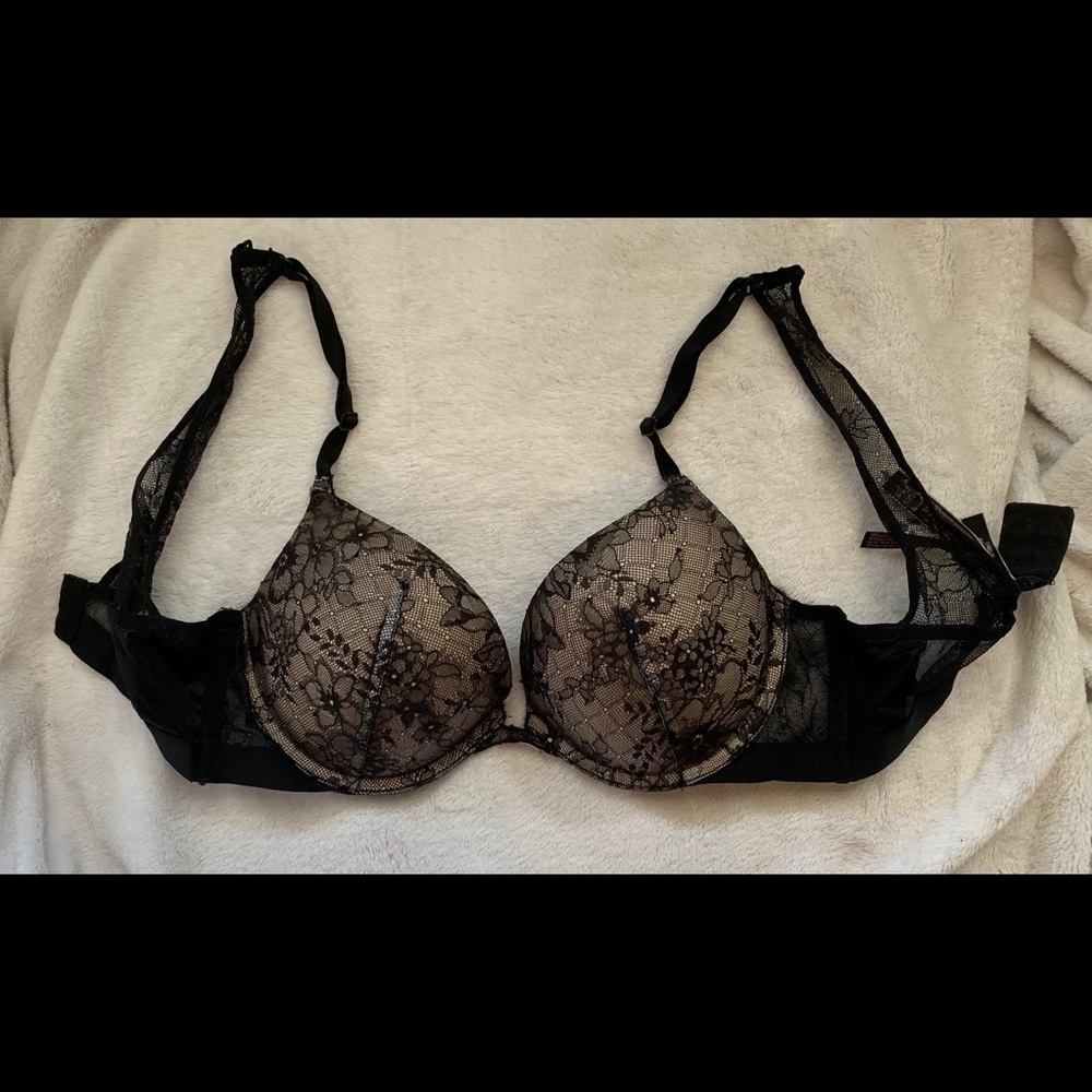 Victoria’s Secret Black/Tan Lace Very Sexy Push Up